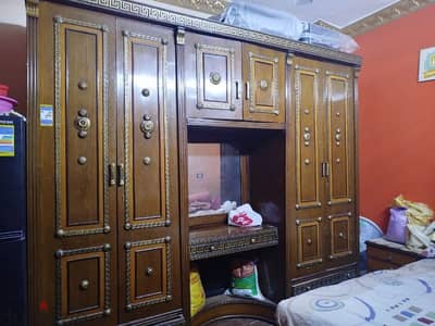 دولاب كبير خشب زان استعمال خفيف بي 3999 فرص