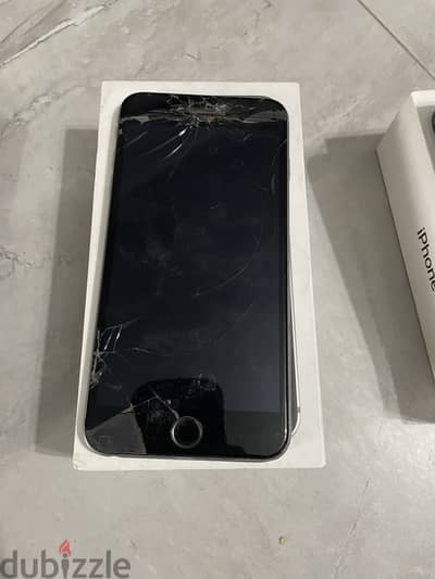 Apple - iPhone 8