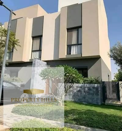 Less than its price Villa without down payment installments over the longest years a villa in the Progerqi and the most distinctive compound View landscape all villas only next to the British University and Madinaty