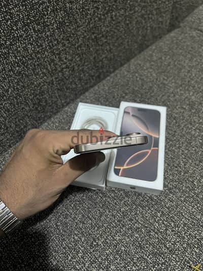 آبل - آيفون 16 برو ماكس