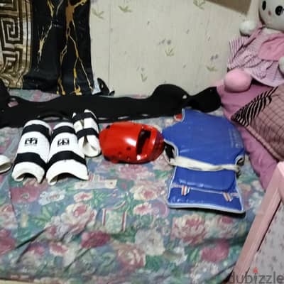 قفازات وليس  لعبه تابكندو