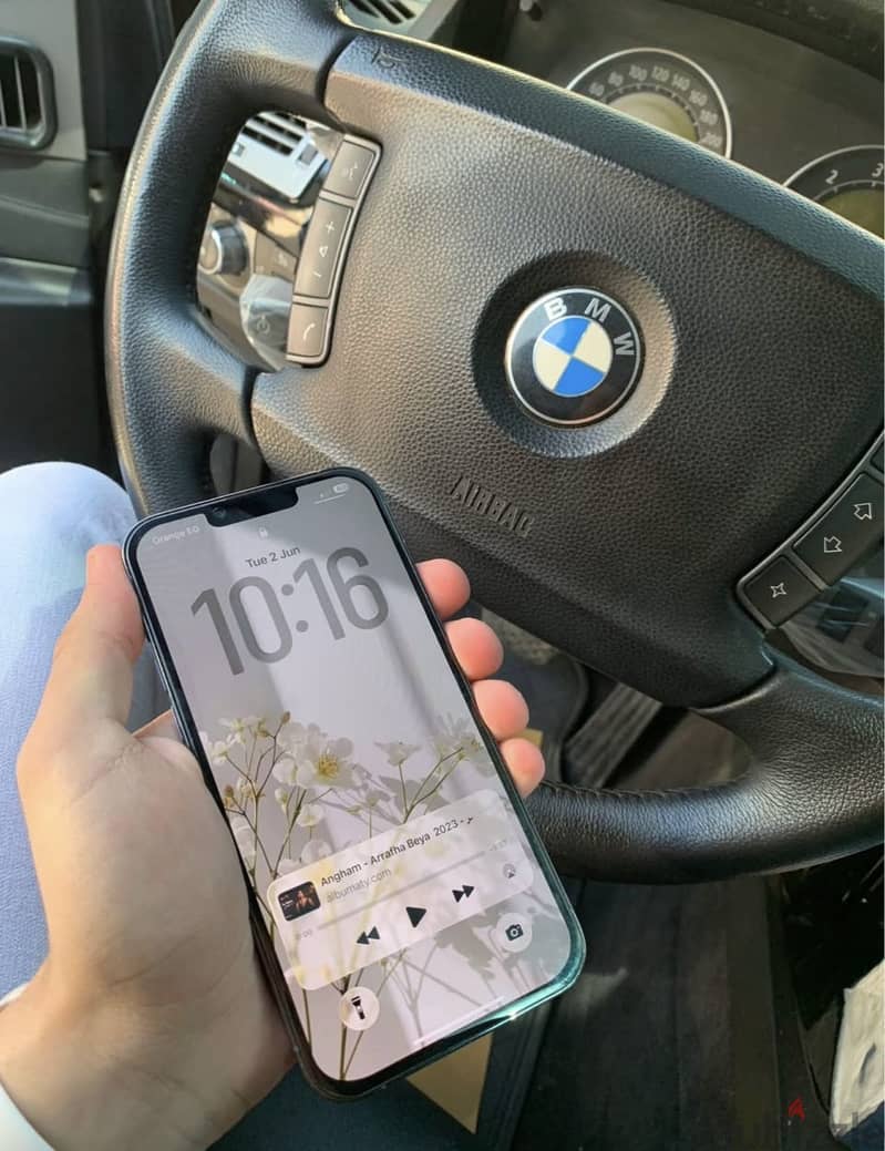 iPhone 13 Pro Max 1