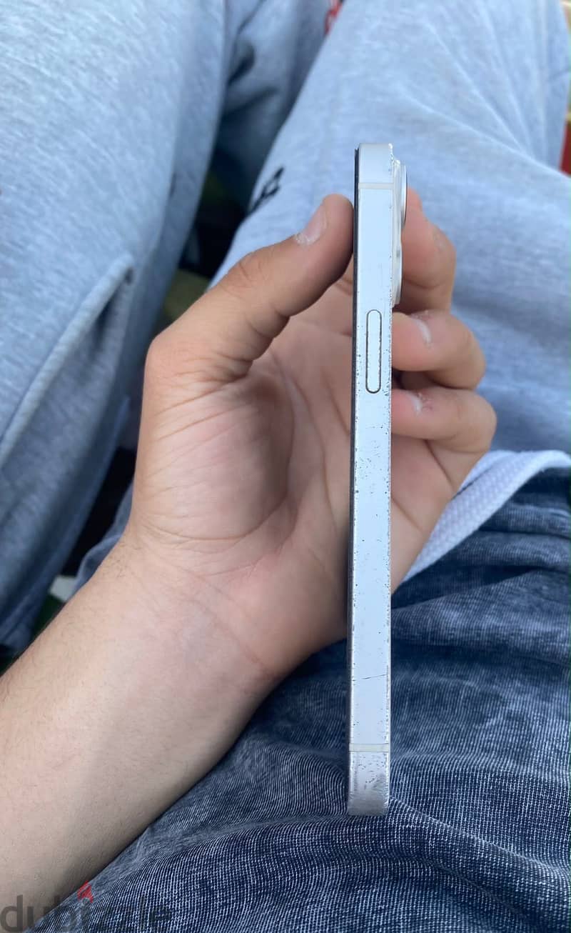 Apple - iPhone 14 2