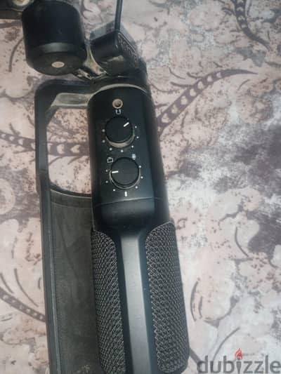 ميكروفون Rode nt usb استعمال خفيف للبيع بحالة ممتازة