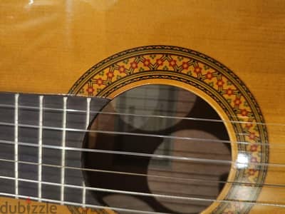 Yamaha guitar c 40 used like new