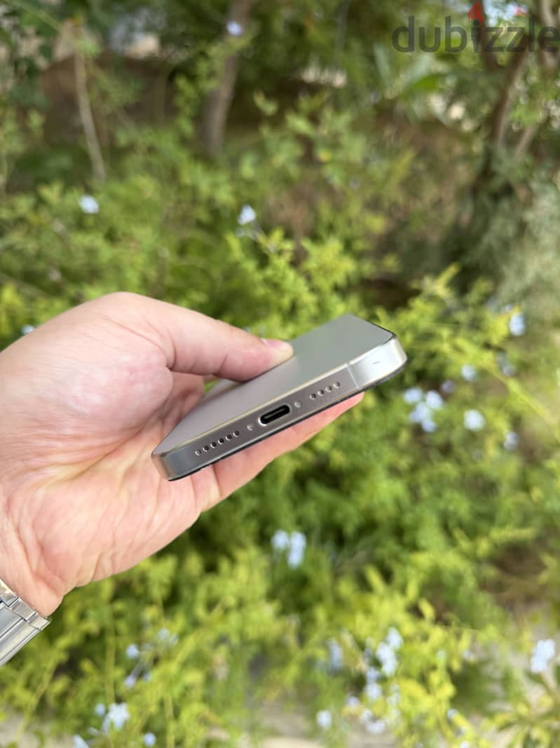 Apple - iPhone 15 Pro Max 3