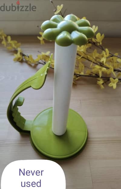 Kitchen towel holder