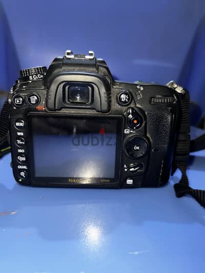 نيكون D7000