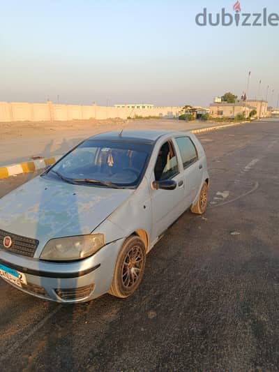 فيات بونتو 2011