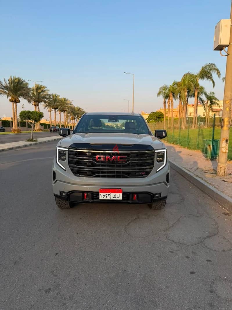 GMC Sierra AT4 2025 V8 5300cc