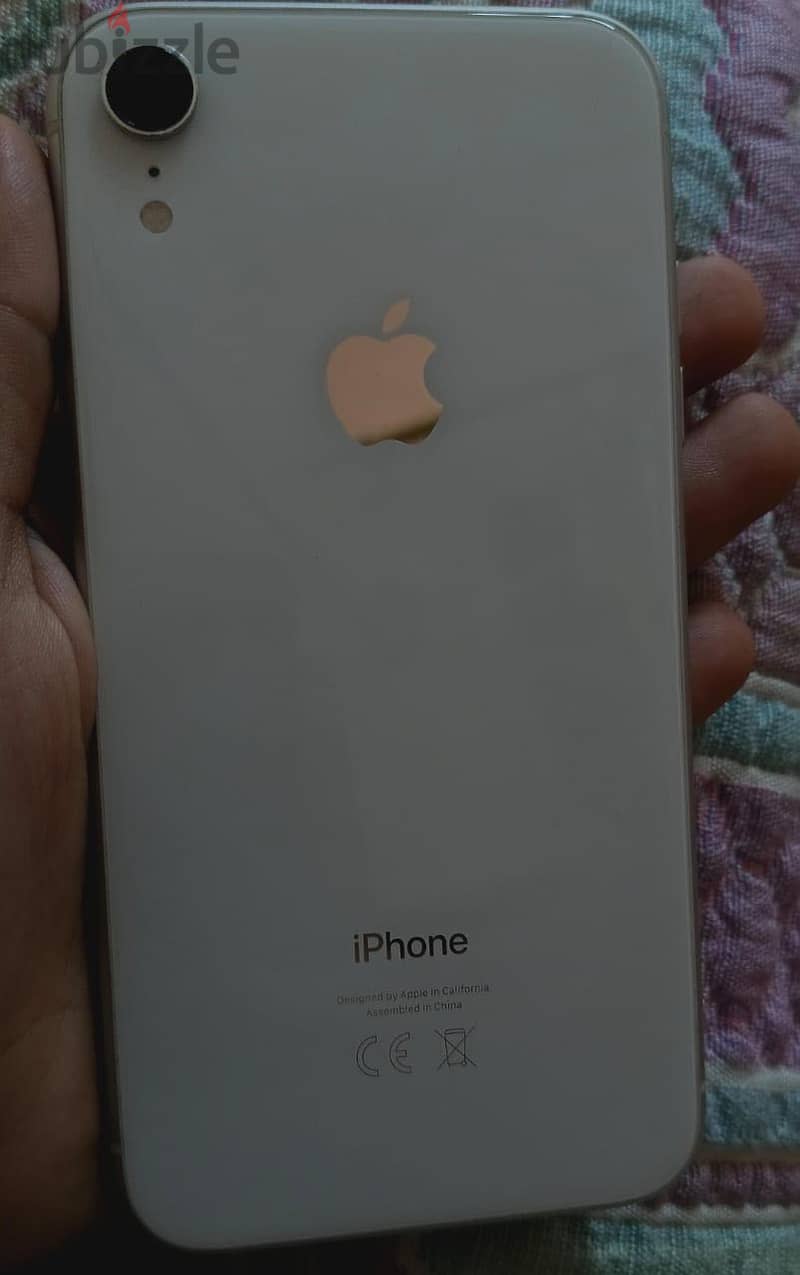 Apple - iPhone XR 6