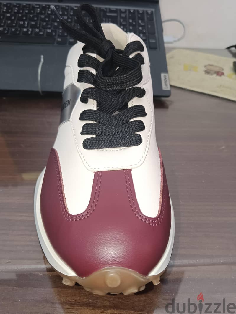 Steve madden 1