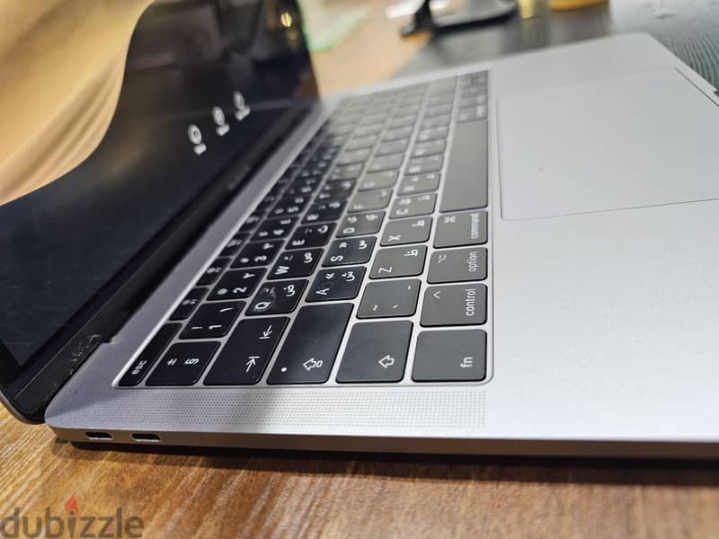 عرض ماك بوك macbook Pro 2017 Ram 8 ssd 256 13 inch 1