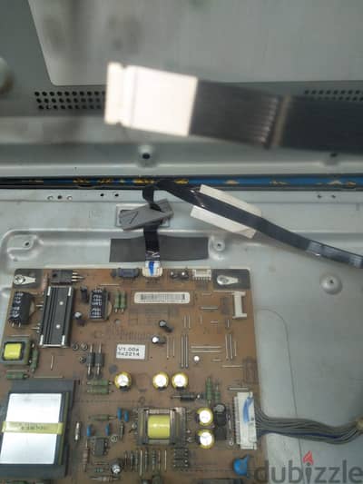 مركز مكين لصيانه جميع انواع الشاشات التلفزيون led lcd