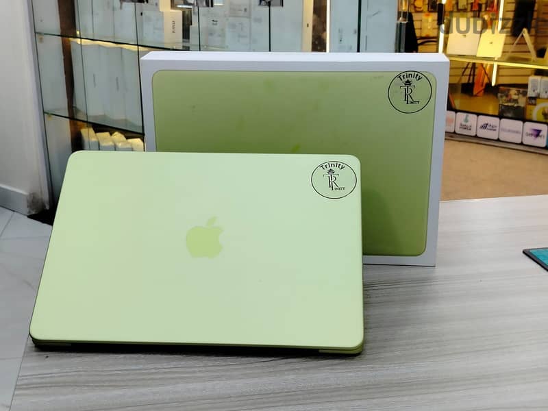 MacBook Neo 512GB Used 2