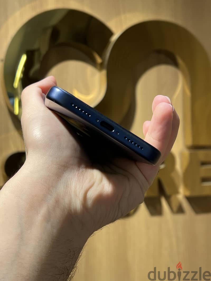 Apple - iPhone 17 Pro Max 1