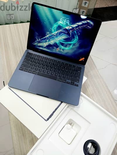 MacBook Air M2 13. inch