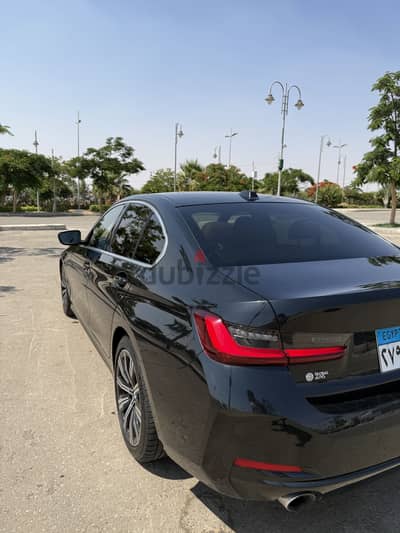 BMW 320 2023 luxury \ بي ام دابليو 320 2023 لاكشري فابريكة