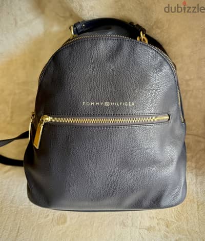 Tommy Hilfiger Medium Leather Backpack