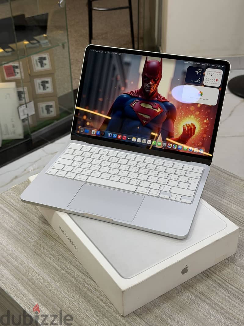 MacBook Neo 13 inch Used 1