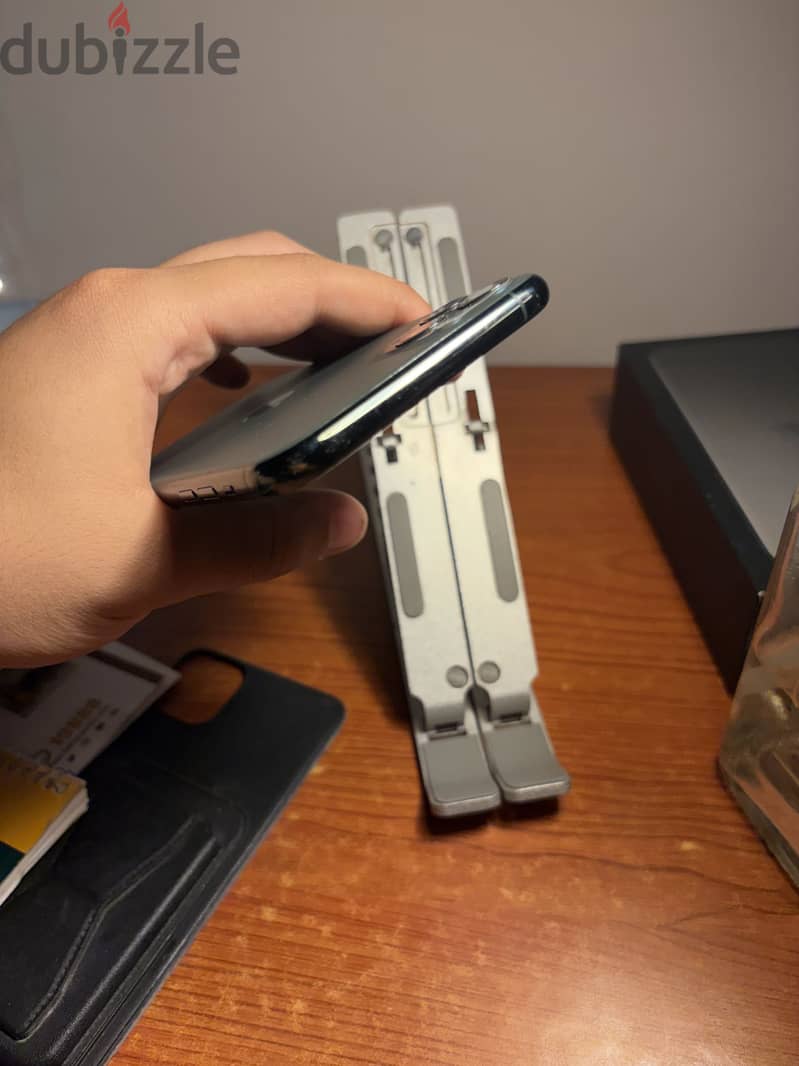 Apple - iPhone 11 Pro Max 5