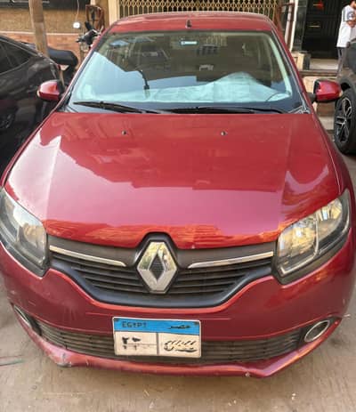 Renault Sandero 2015