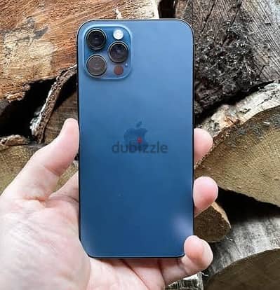 iPhone 12 Pro 256 GB للبيع بحالة ممتازة
