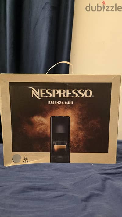Nespresso Essenza Mini New in box with 14 pods gift