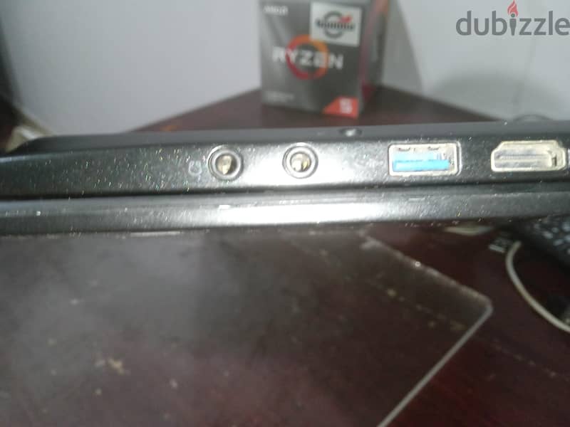 Acer Travelmate TMP645-MG 9