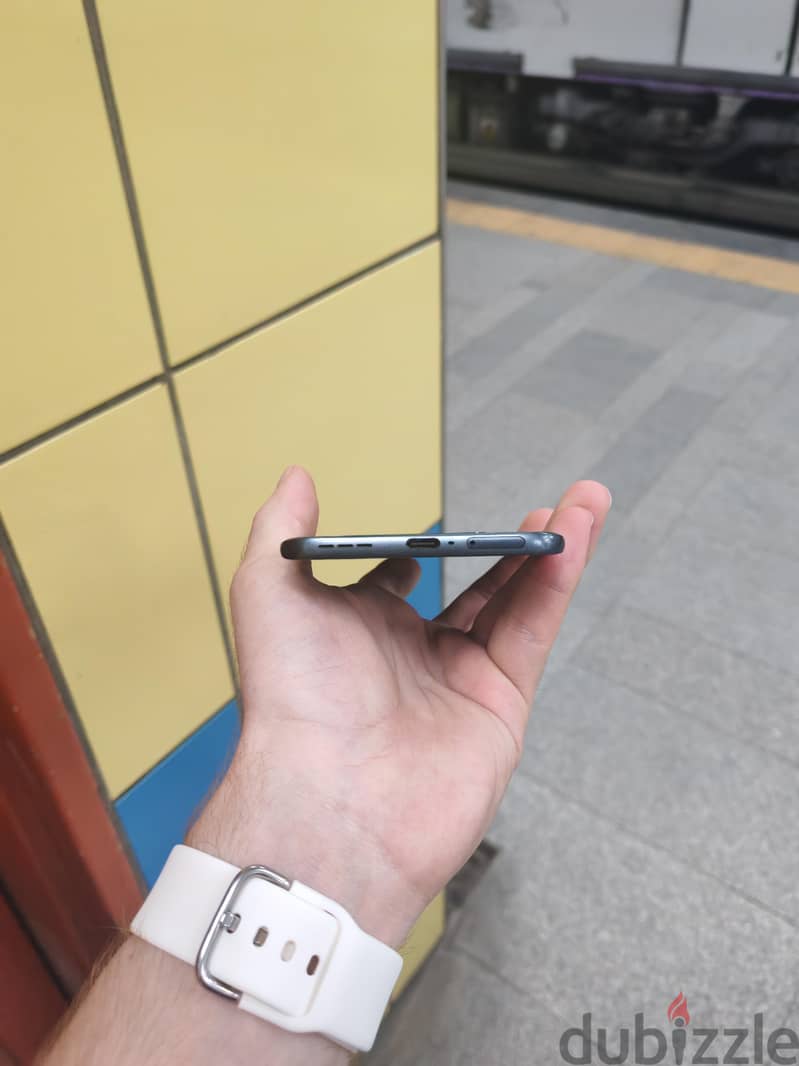 Tecno spark slim 5
