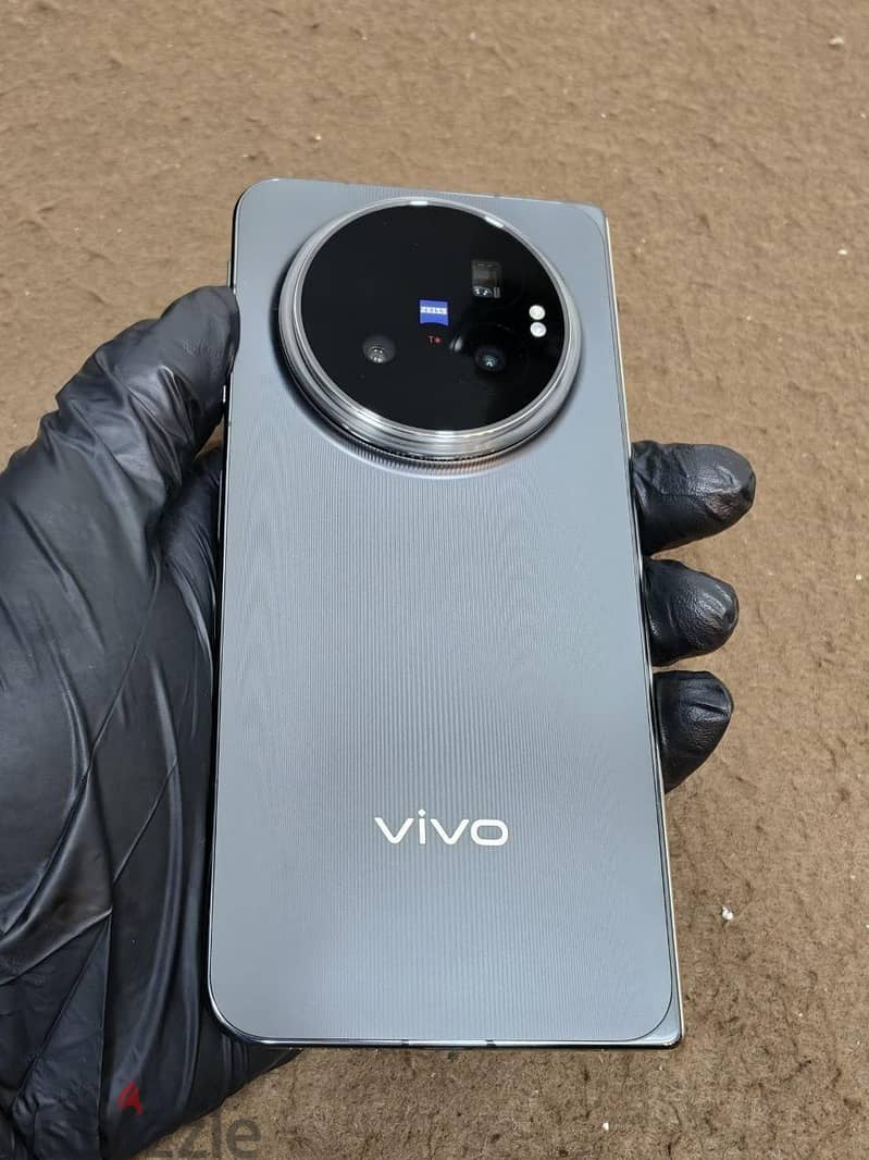Vivo XFold6 1