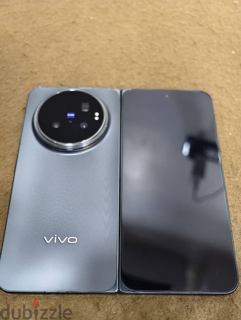 Vivo XFold6 2