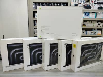 MacBook Pro m5 max 16 inch New