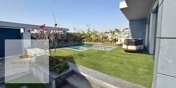 With 5% only, a classy and unique villa in the fifth settlement, landscape view, villas only, security and complete privacy 24 hours next to the American University.