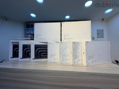 MacBook m5 pro 16 inch 1teraGB 24GB Ram new sealed