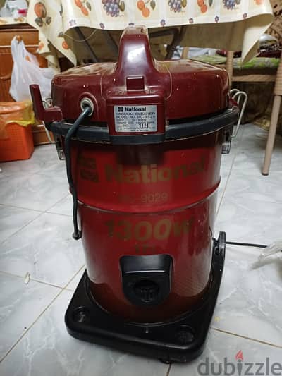 للبيع مكنسه كهرباء ماركه ناشيونال 1300 وات
