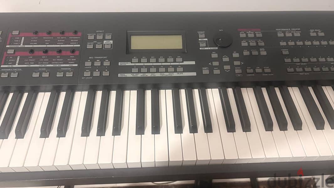 YAMAHA  MOX8 2