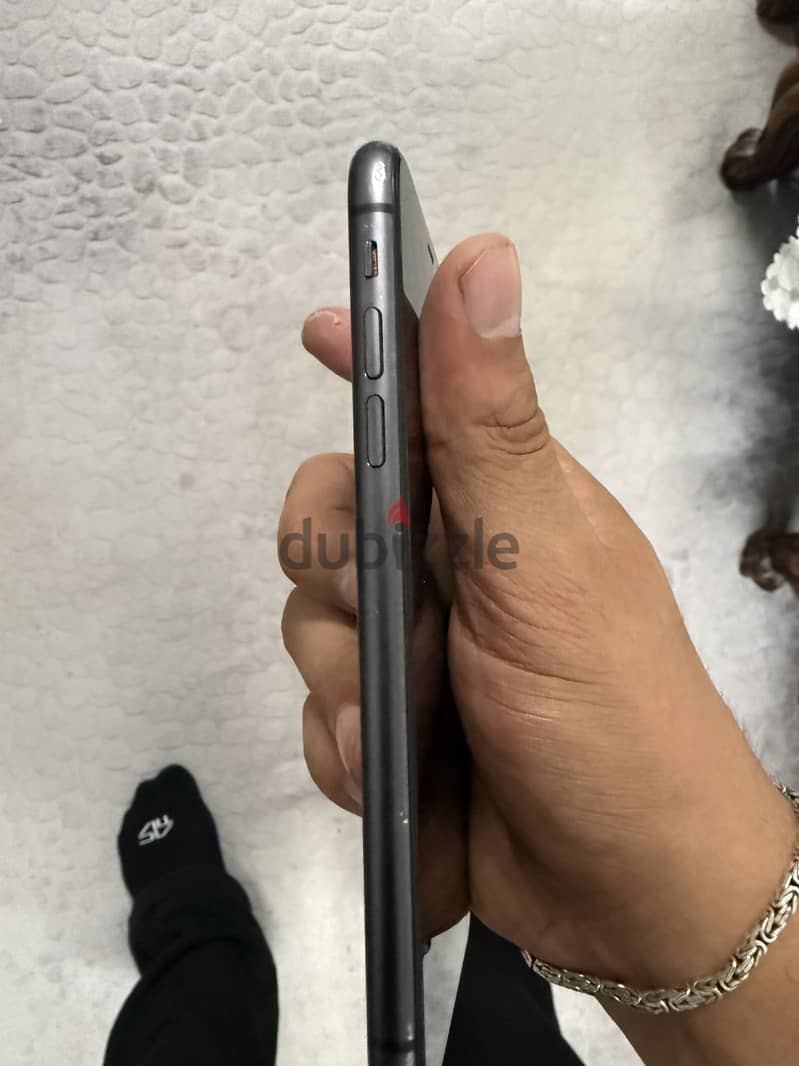 Apple - iPhone 11 4