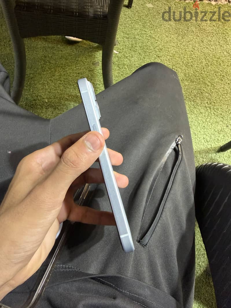 Apple - iPhone 15 1