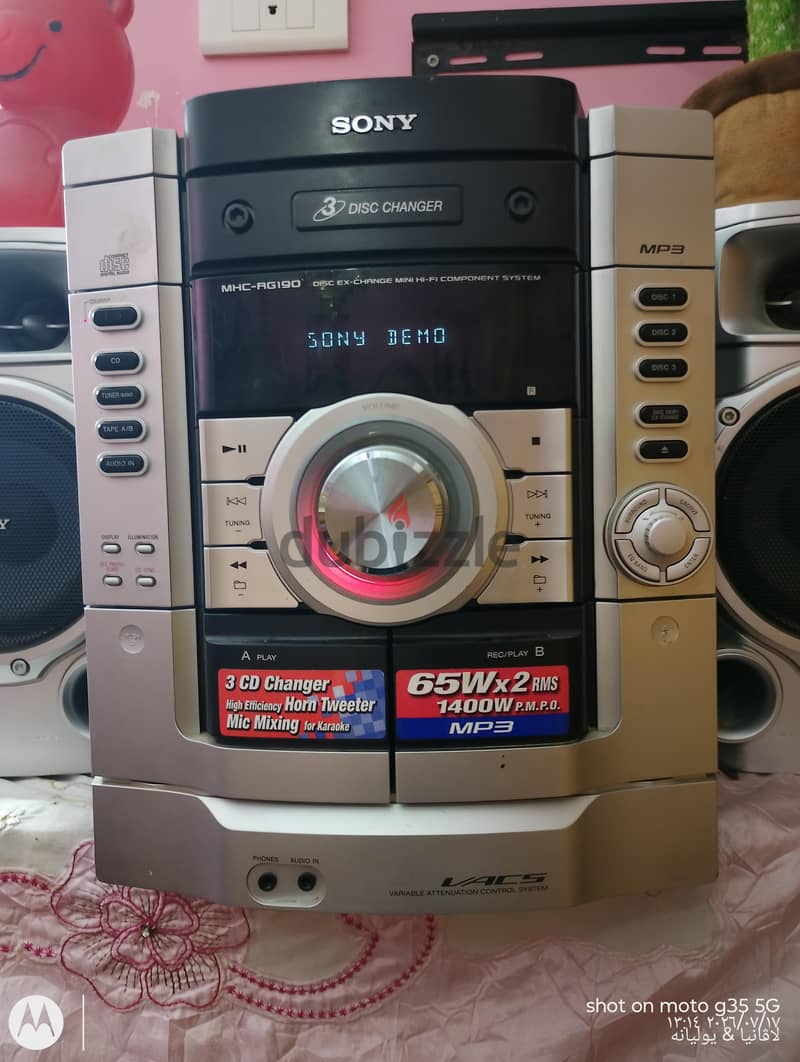 Mini Hi-Fi Component System 9