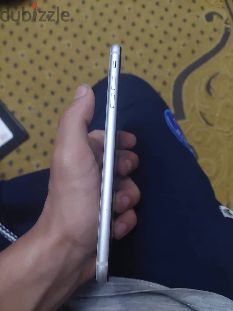 Apple - iPhone 8 Plus 3