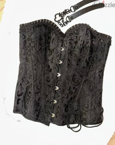 Black corset - كورسيه اسود