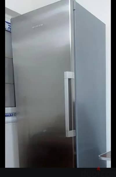 فريزر اريستون 7 درج شحنة شركة بحالة ممتازة جدا