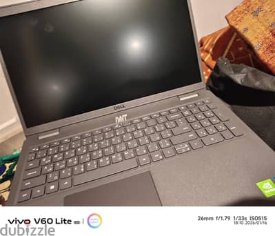 لابتوب Dell Latitude 3520 بحالة ممتازة