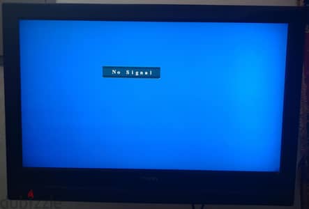 شاشه lcd  BenQ شاشه شغاله لا يوجد بيها اي عيب سبب البيع عدم حاجة