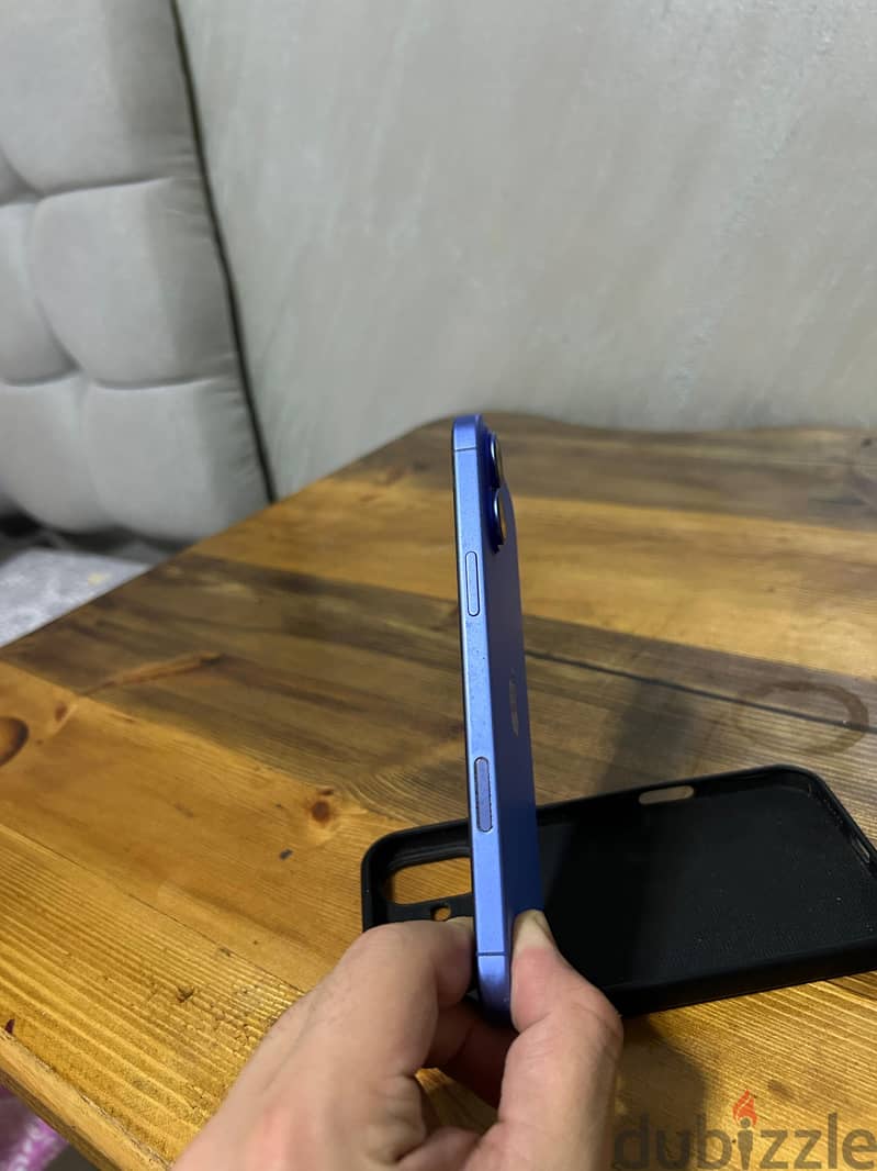 Apple - iPhone 16 4