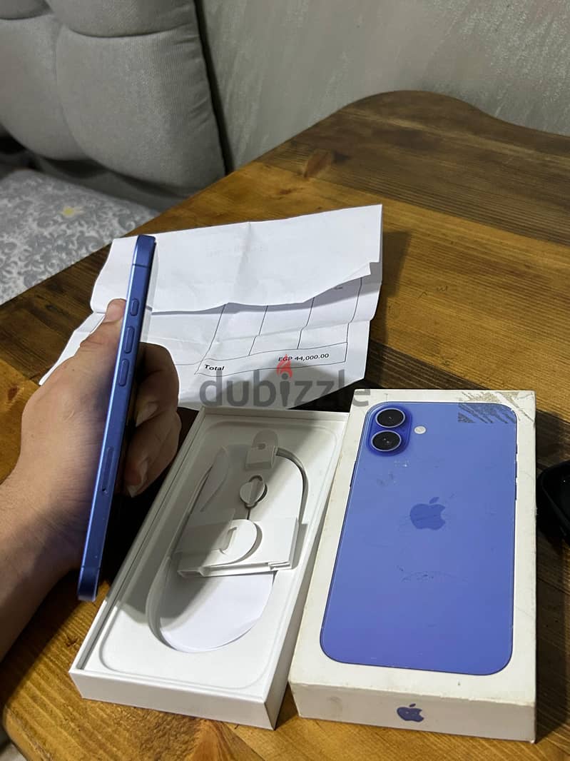Apple - iPhone 16 8