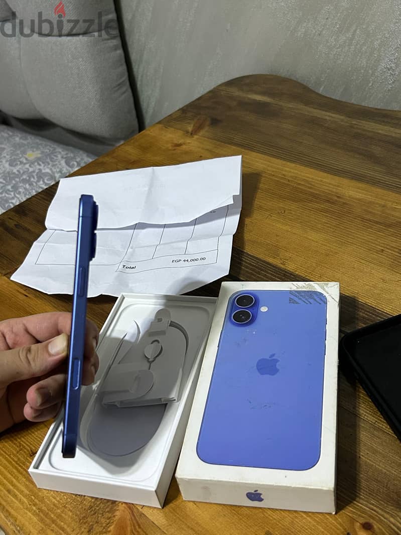 Apple - iPhone 16 9