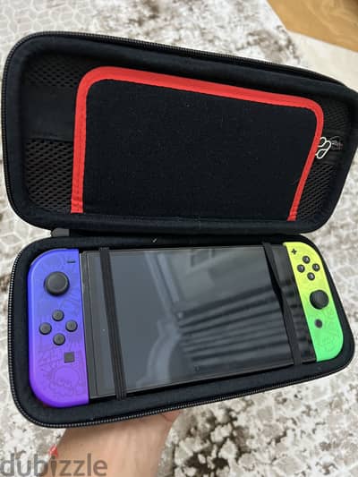 Nintendo Switch زي الجديد بالظبط معاه ٣ ألعاب ميموري مع كامل ملحقاته