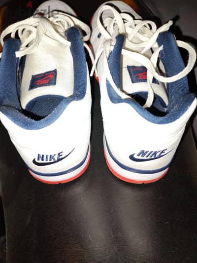 كوتش Nike مقاس 44